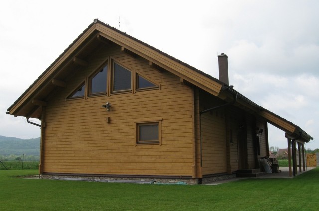 Dokončený luxusní srub