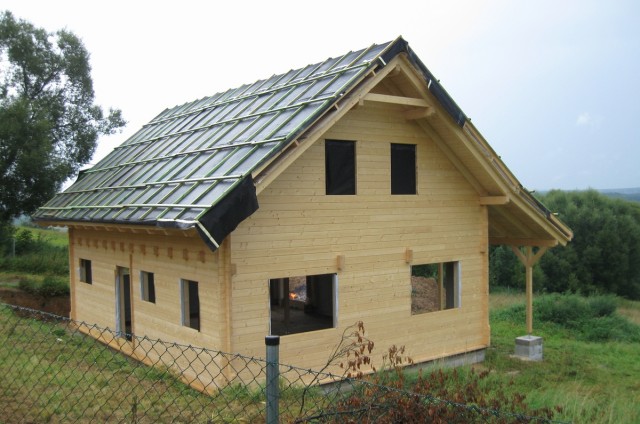 Podkrovní srubový dům Beroun