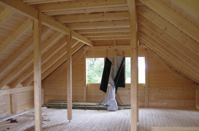 Podkrovní srubový dům Beroun