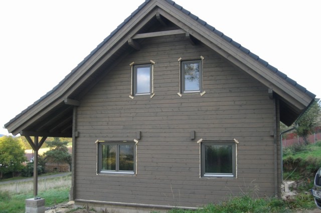 Podkrovní srubový dům Beroun