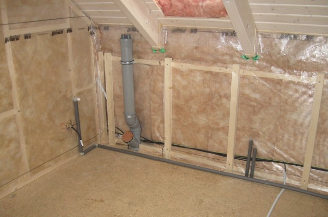 Podkrovní srubový dům Beroun