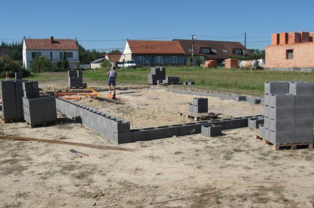 Srub tvaru L Zbraslav u Brna