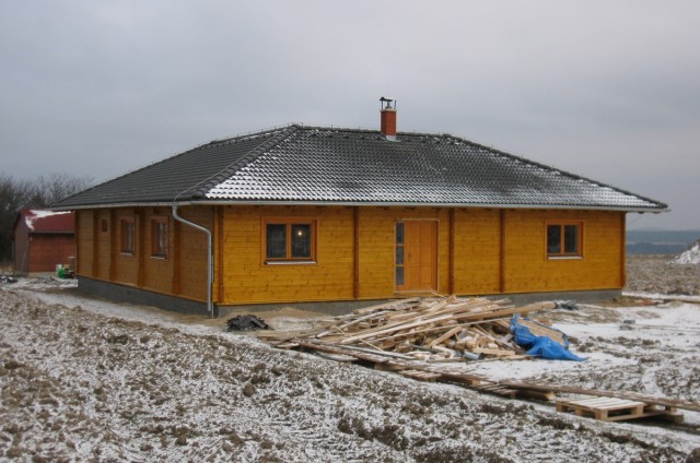 Srub tvaru L Zbraslav u Brna