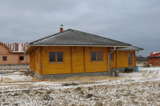 Srub tvaru L Zbraslav u Brna