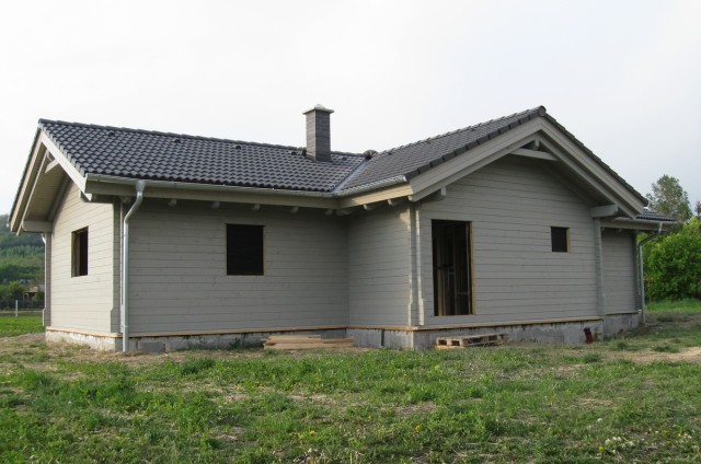 Křížový přízemní srub Louny
