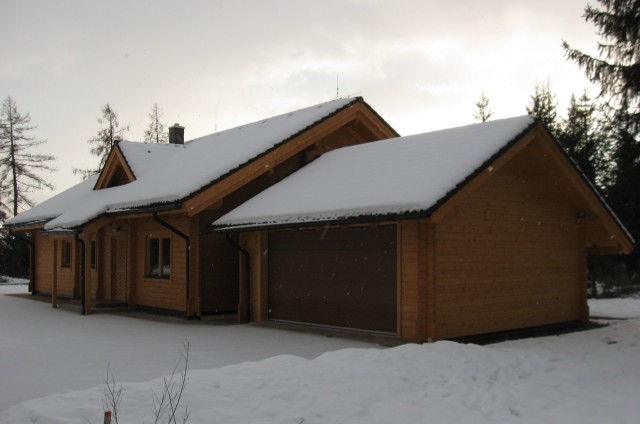 Tesařské, pokrývačské a další stavební práce