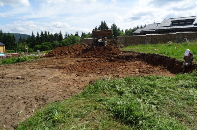 Výkopové práce srubu Litvínov