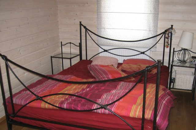 Interiér dřevěného srubu - říjen 2013