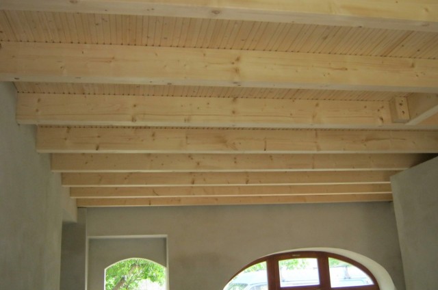 Realizace dřevěných stropů - srpen 2014