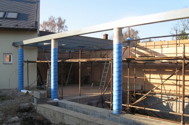 Tesařské, pokrývačské a další stavební práce