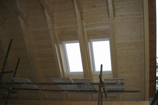 Tesařské, pokrývačské a další stavební práce