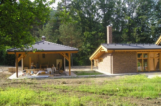 Tesařské, pokrývačské a další stavební práce