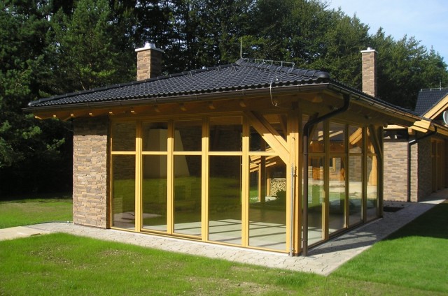 Tesařské, pokrývačské a další stavební práce