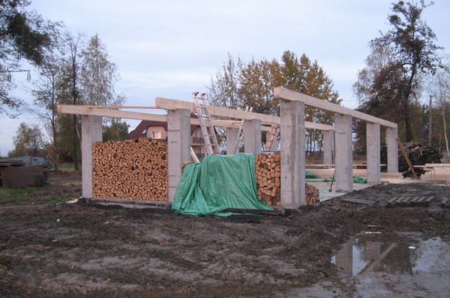 Tesařské, pokrývačské a další stavební práce