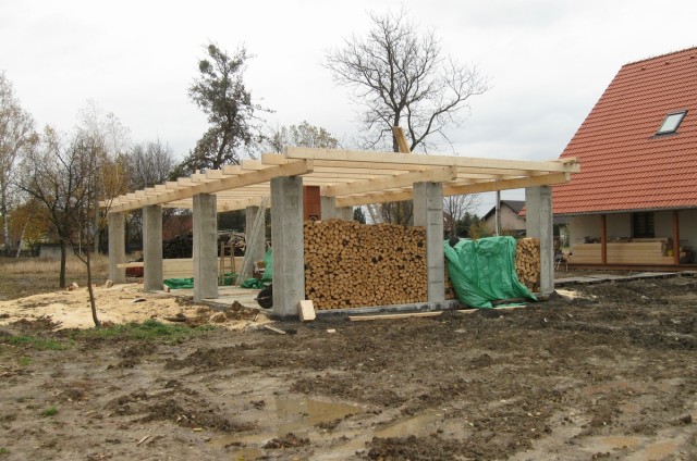 Tesařské, pokrývačské a další stavební práce