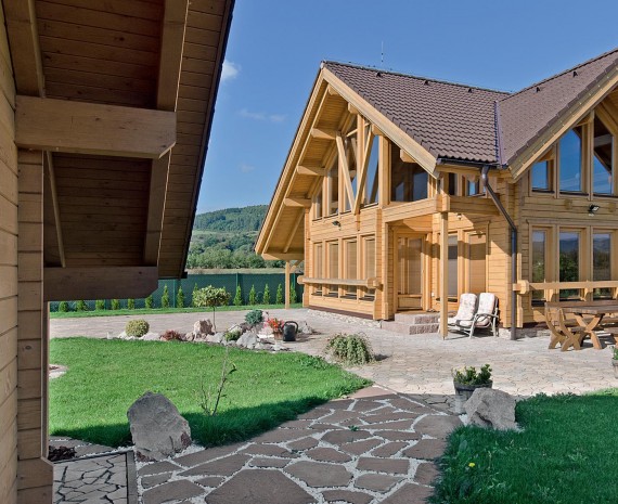 Masivní dřevostavba Slovensko - listopad 2012