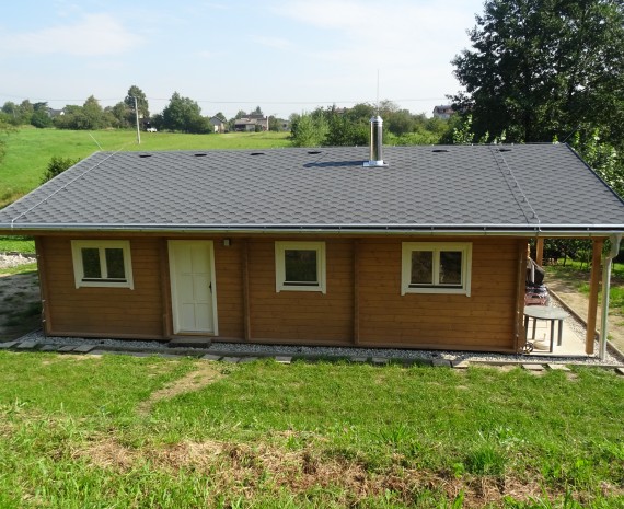 Srubový víkendový dům v Ostravě