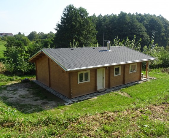 Srubový víkendový dům v Ostravě