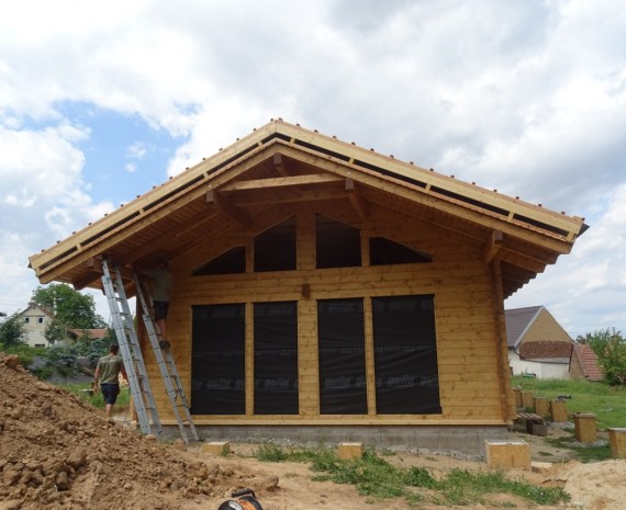 Útulný srubový dům