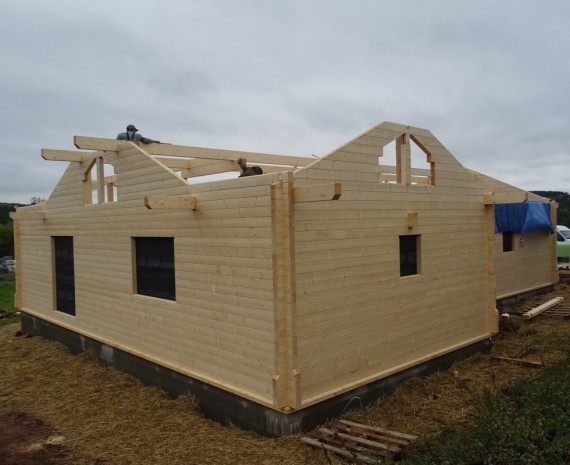 Srubový bungalov na Jižní Moravě