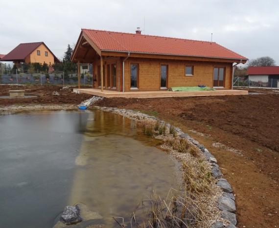 Útulný srubový dům