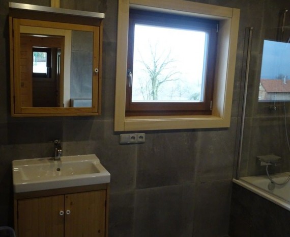 Útulný srubový dům