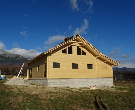 Zateplování střechy srubu