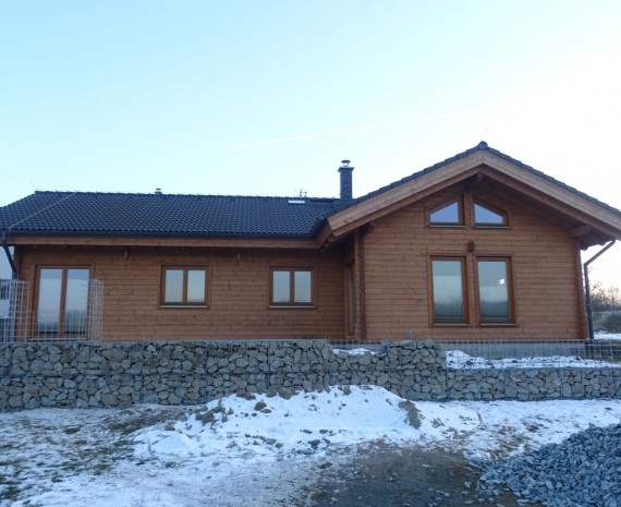 Srubový bungalov Rosice