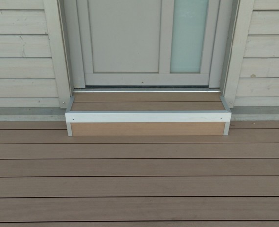 Terasový systém Twinson u srubu Pohořelice