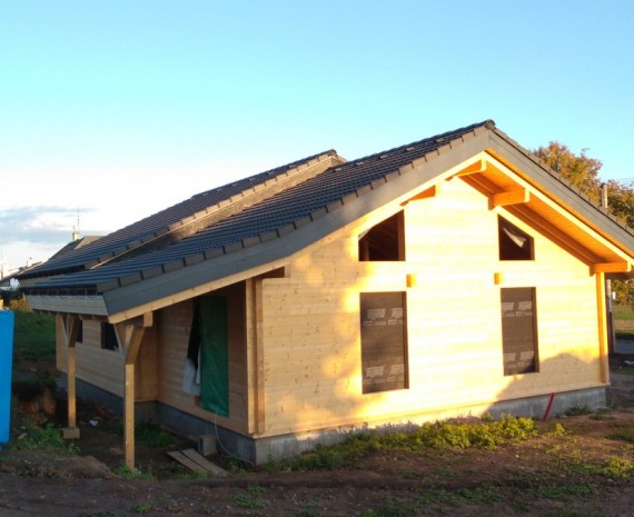 Štítová stěna srubu