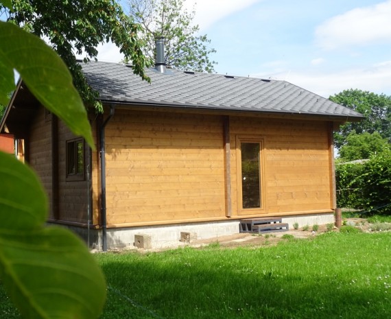 Pohled na víkendový srub