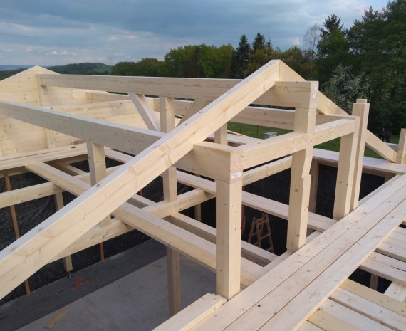 Přízemní srub nedaleko Prahy