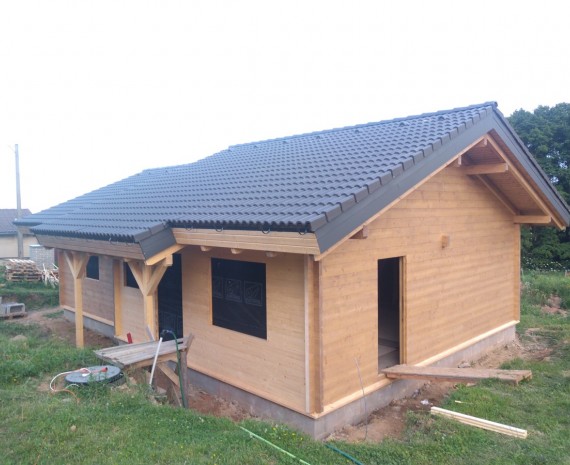 Přízemní srub nedaleko Prahy