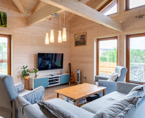 Obývací pokoj srubu