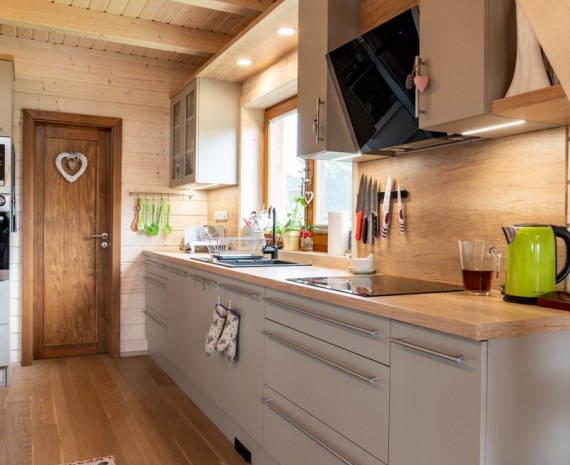 Kuchyně ve srubu