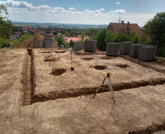 Výkopové práce na dřevostavbě