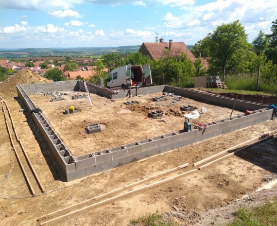 Realizace základů dřevostavby