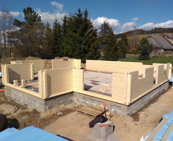 Moderní srub Dolní Morava