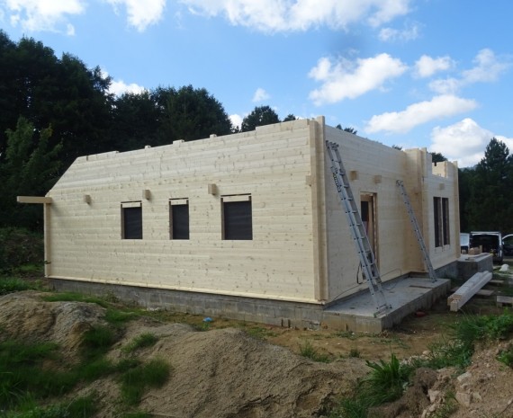 Srubový dům Štíty