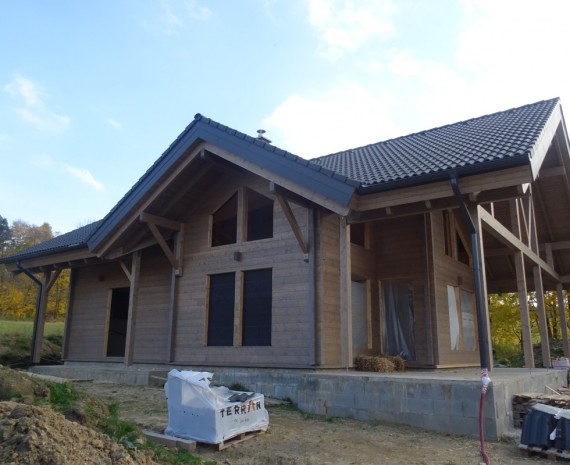 Srubový dům Štíty