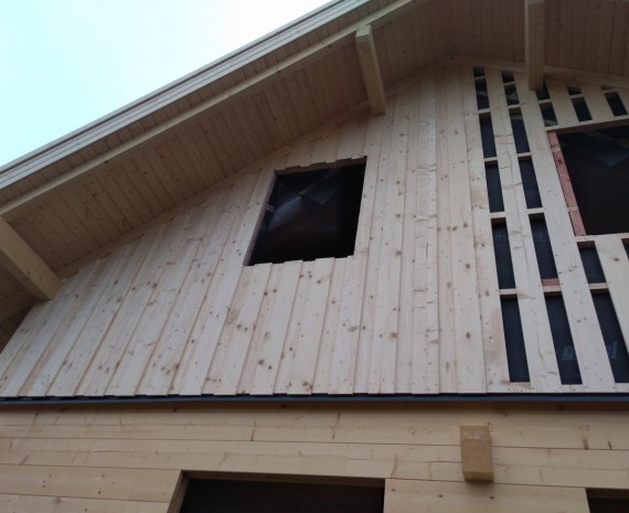 Podkrovní roubenka Rovensko