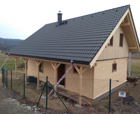 Podkrovní roubenka Rovensko