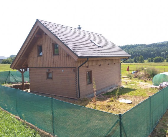 Podkrovní roubenka Rovensko