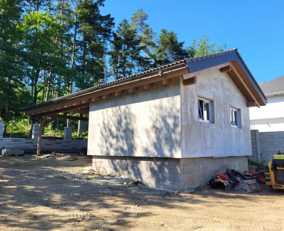 Realizace garáže u srubu Morava