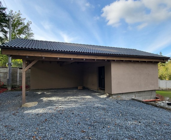 Srubový dům Morava a garáž