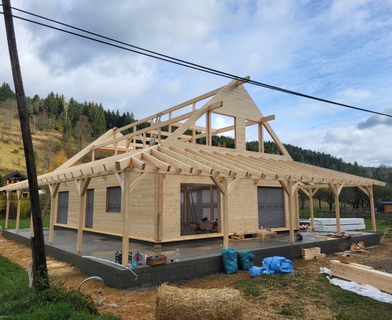 Luxusní roubenka KAROLINKA