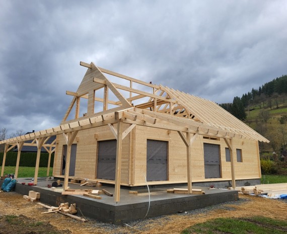 Luxusní roubenka KAROLINKA