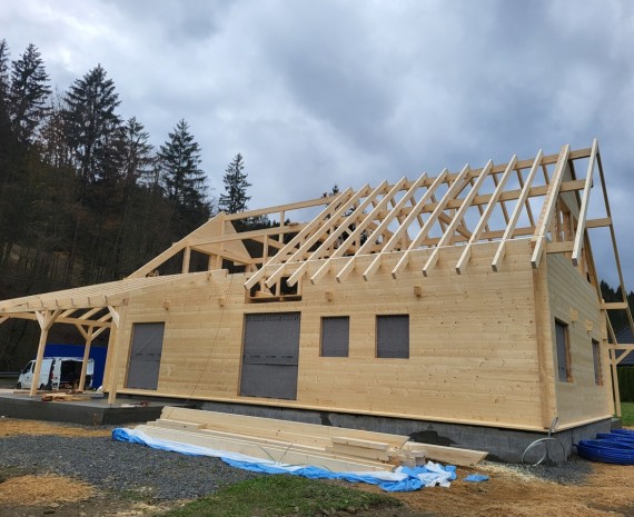 Luxusní roubenka KAROLINKA