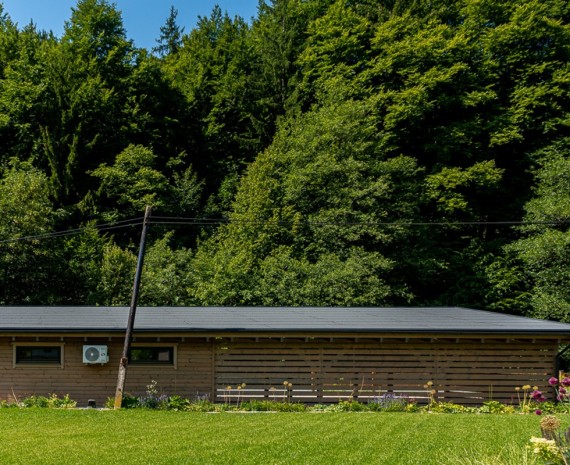 Dřevěná stavba komplexu Karolínka